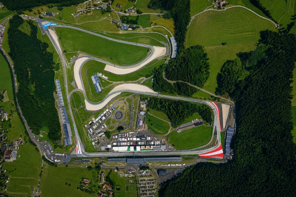 ADAC Racing Weekend am Red Bull Ring Spielberg in der Steiermark mit Sponsor Luca Treusch
