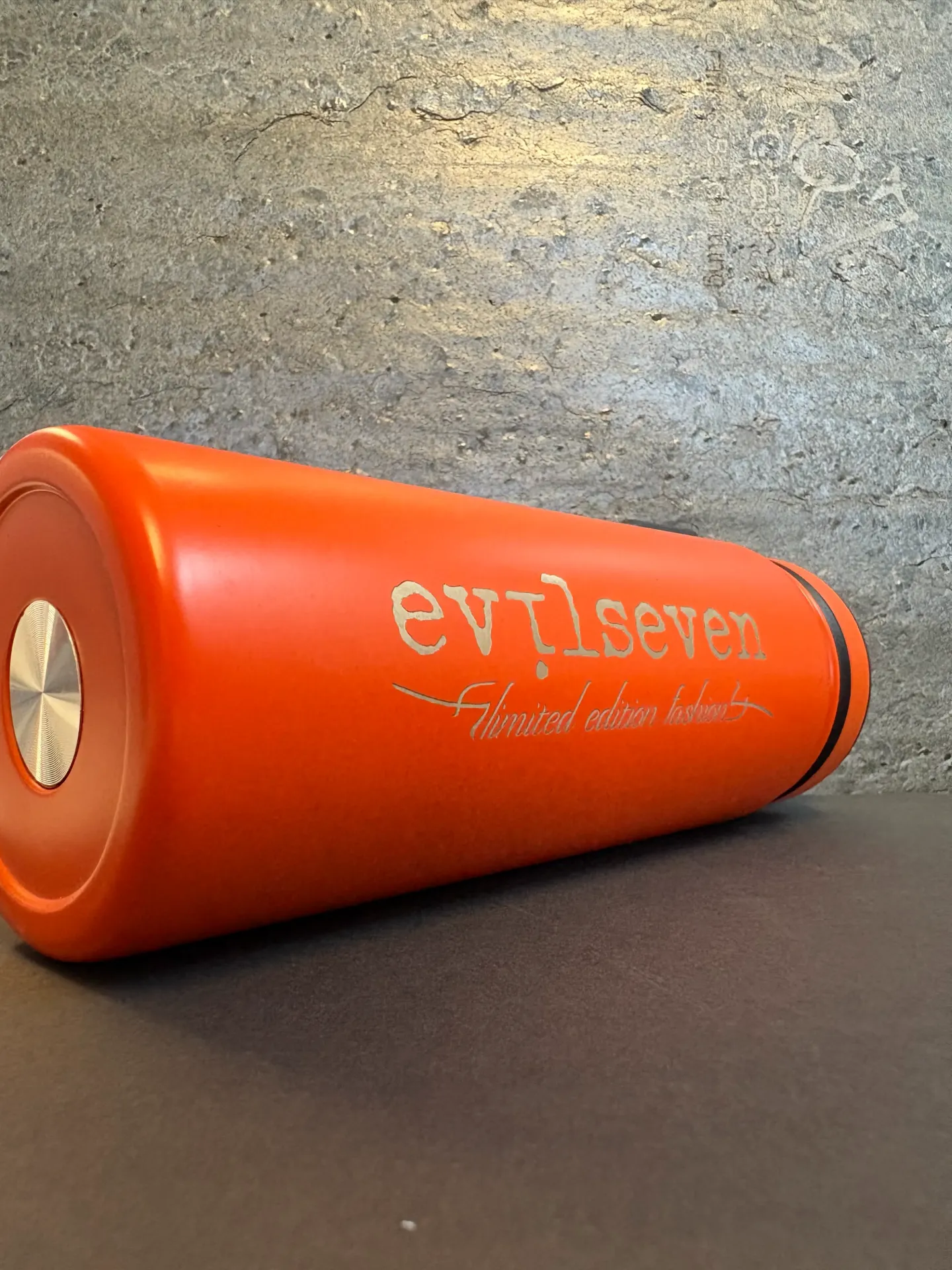 evilseven Thermo Trinkflasche – Edelstahl Thermoflasche Orange